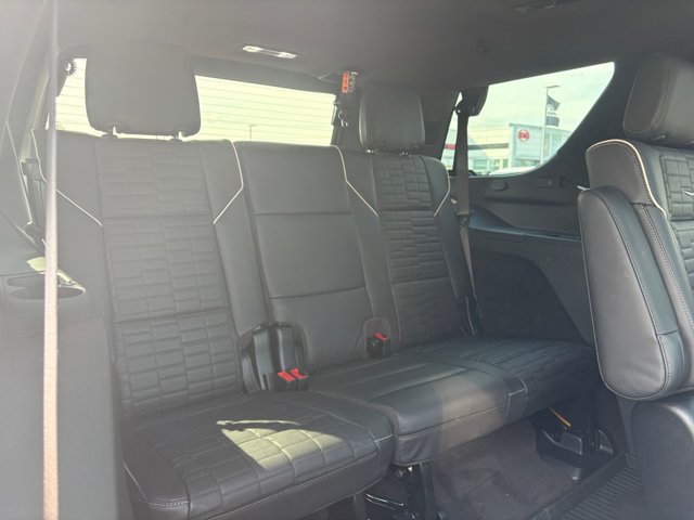 Certified 2026 Cadillac Escalade V w/ LPO, ONYX Package AWD/4WD image 17