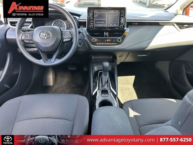 Used 2021 Toyota Corolla LE w/ LE Convenience Package FWD image 17