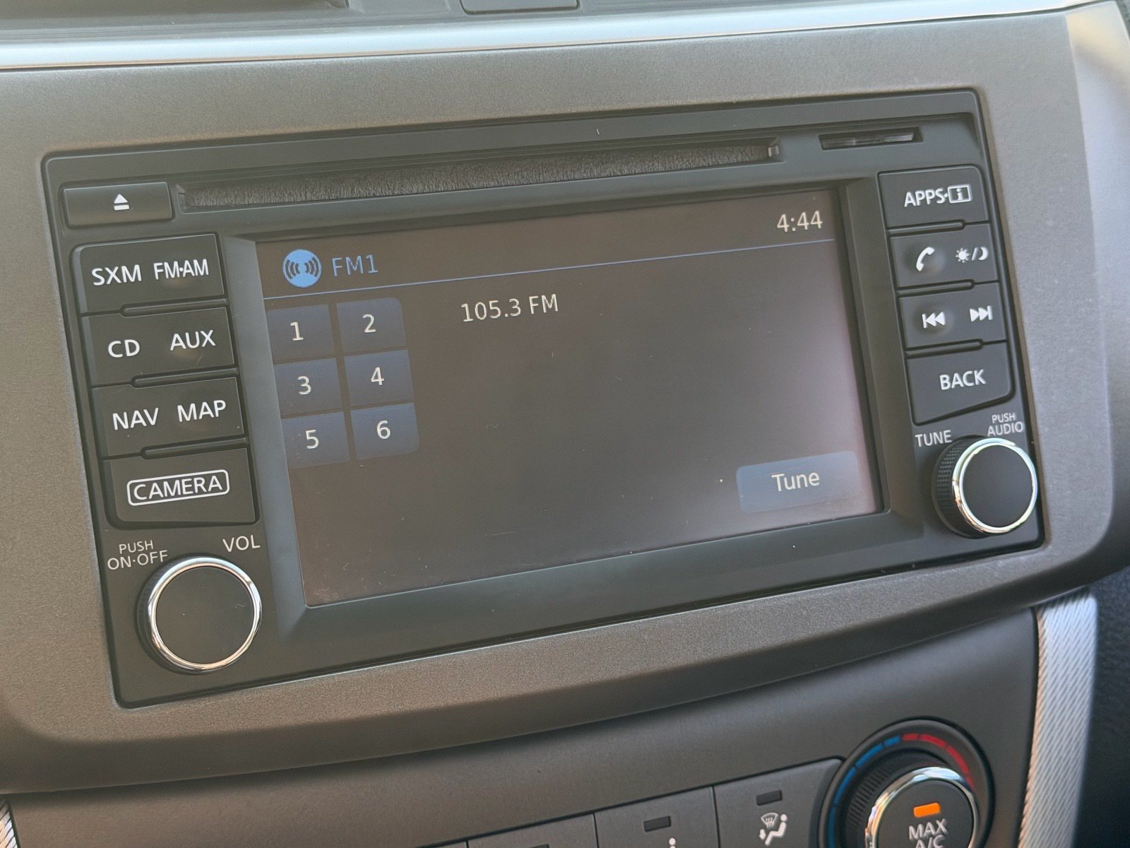 Used 2014 Nissan Sentra SR w/ SR Driver Package FWD image 23