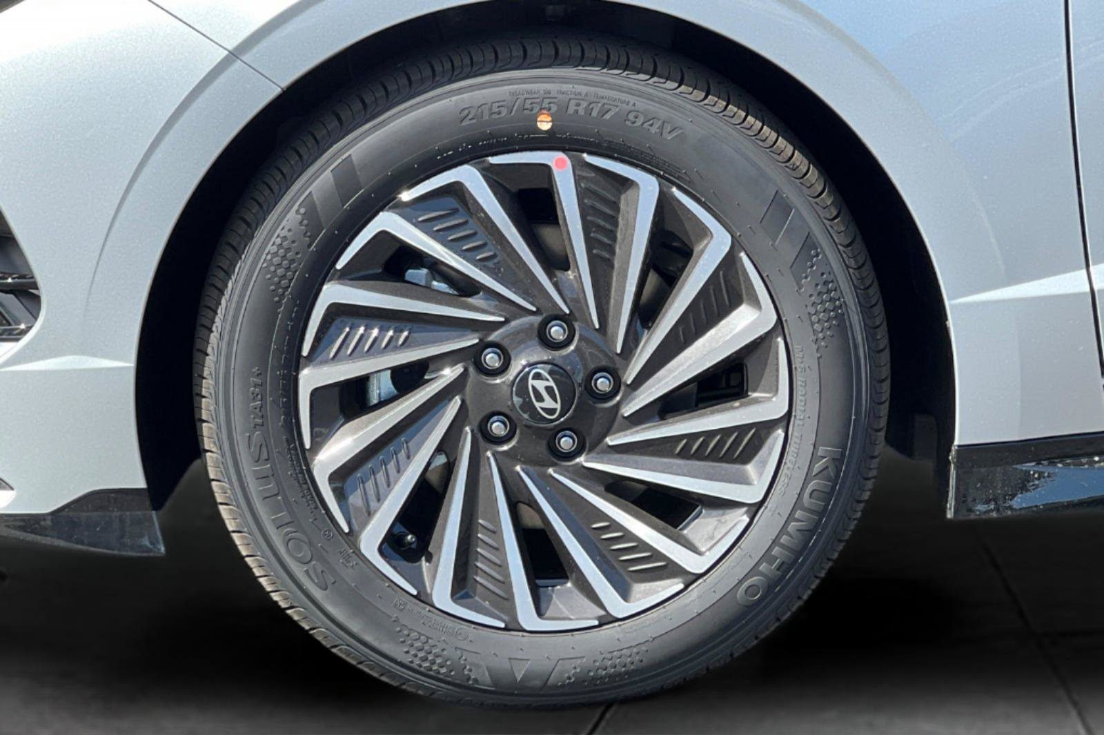 New 2026 Hyundai Sonata SEL FWD image 25