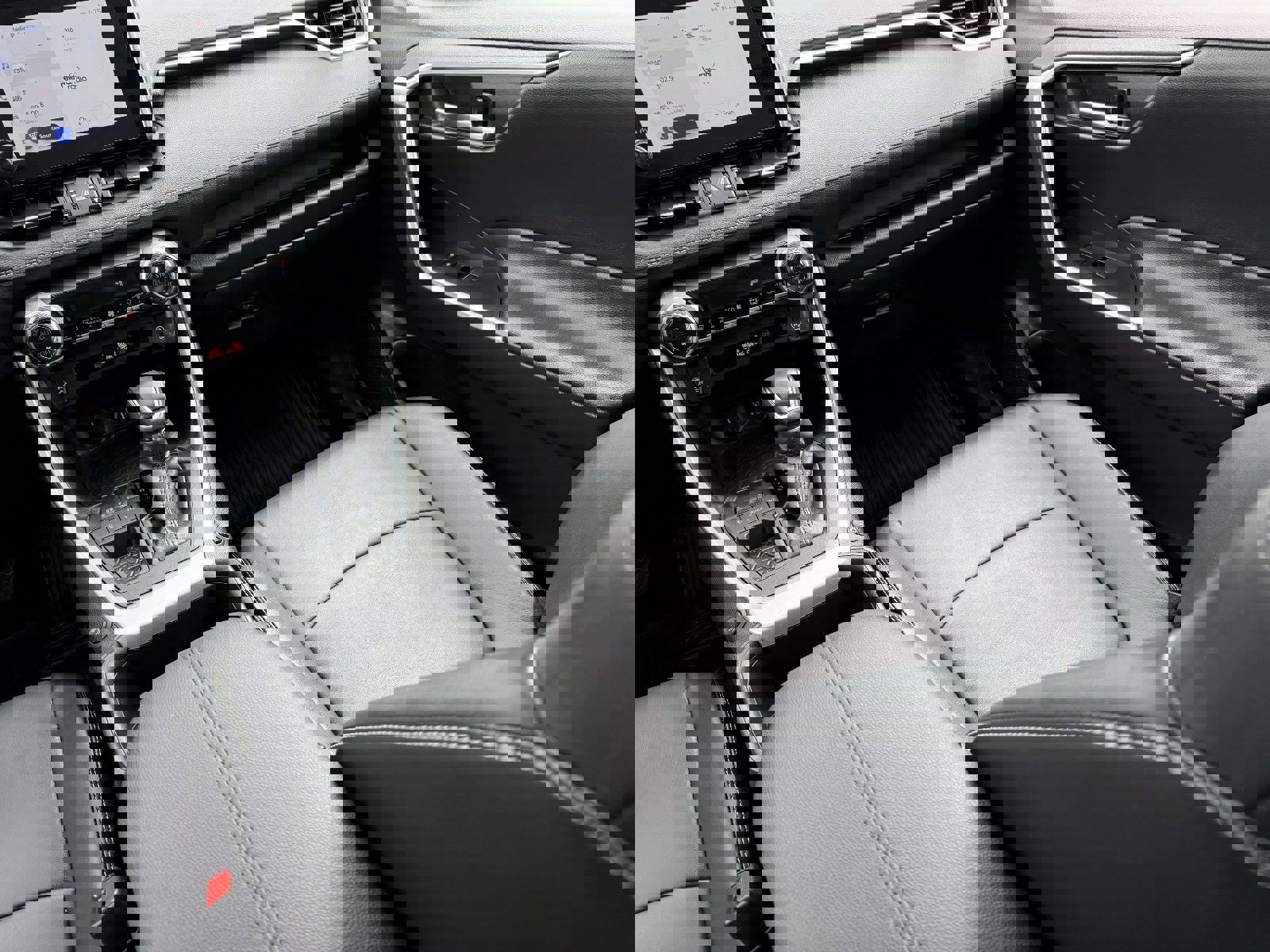 Used 2023 Toyota RAV4 XLE Premium image 17