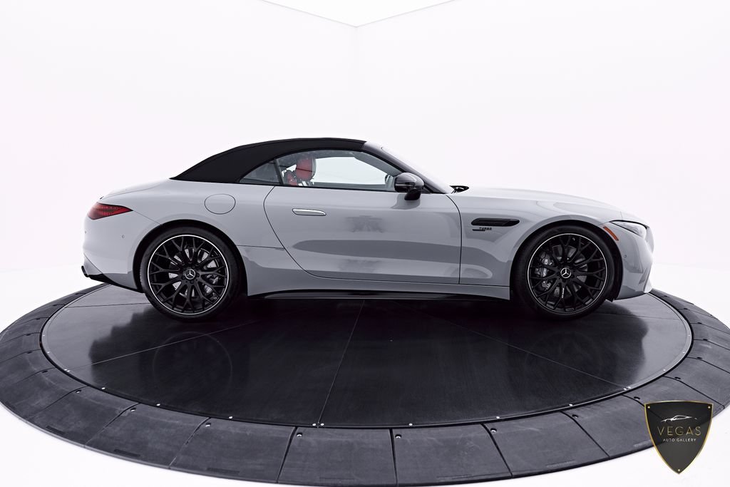 Used 2025 Mercedes-Benz SL 43 AMG w/ Driver Assistance Package image 18