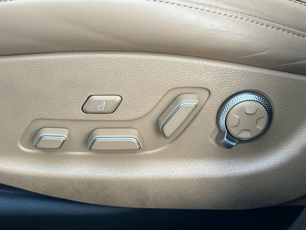 Used 2024 Genesis GV80 3.5T AWD/4WD image 25