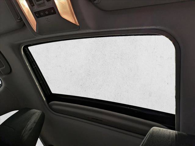 Used 2025 Honda CR-V EX-L image 16