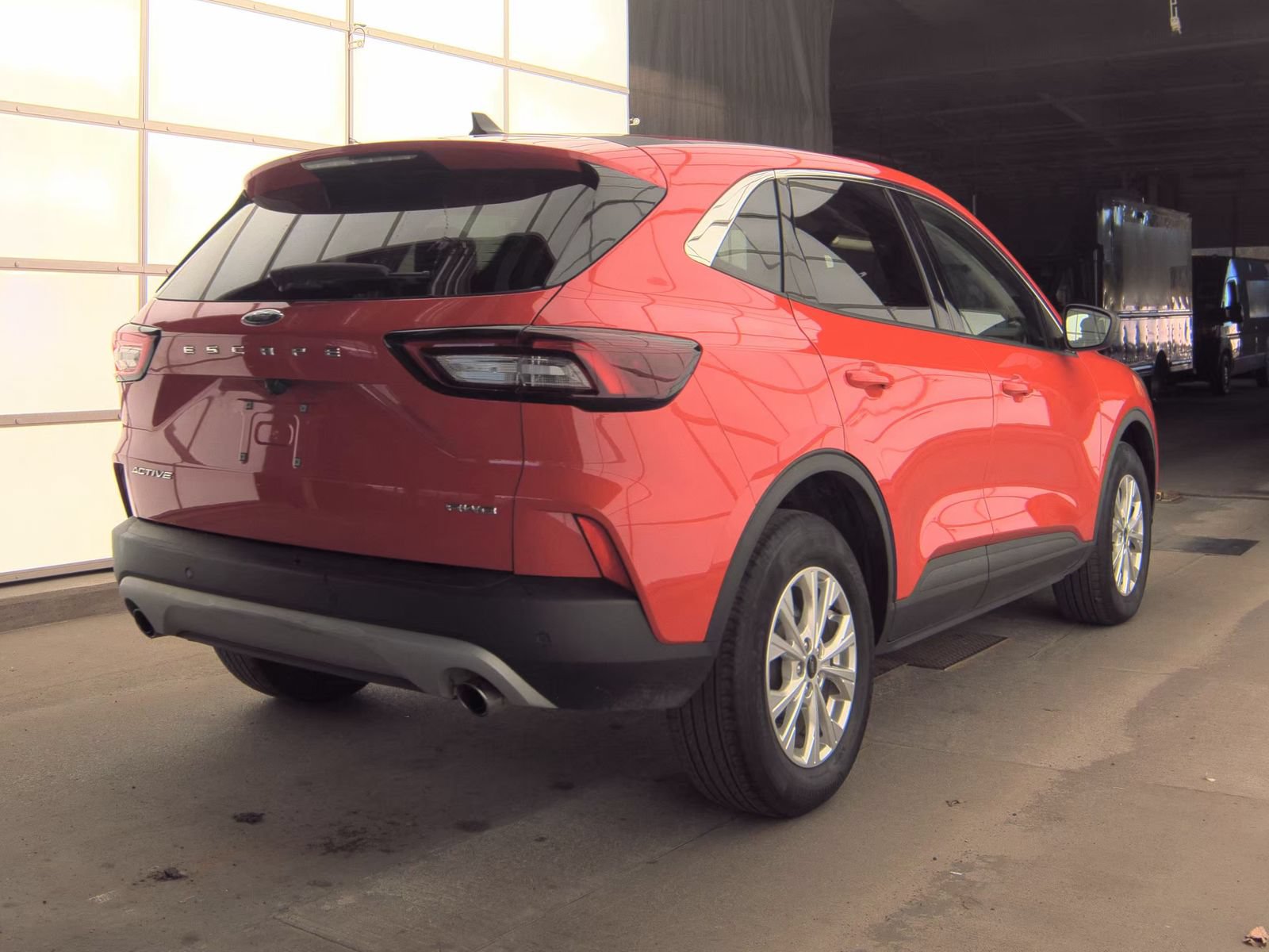 Used 2024 Ford Escape Active w/ Tech Pack #1 AWD/4WD image 18