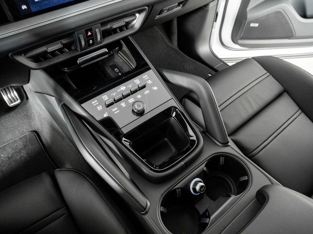 New 2026 Porsche Cayenne S AWD/4WD image 18