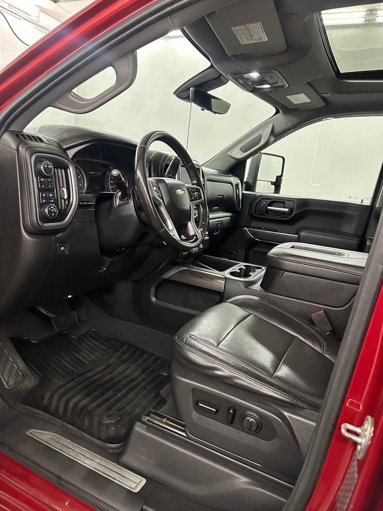 Used 2020 Chevrolet Silverado 2500 LTZ w/ LTZ Premium Package AWD/4WD image 10