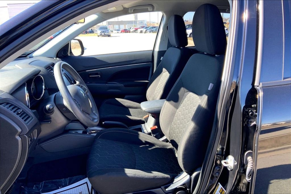 Used 2024 Mitsubishi Outlander Sport AWD image 9