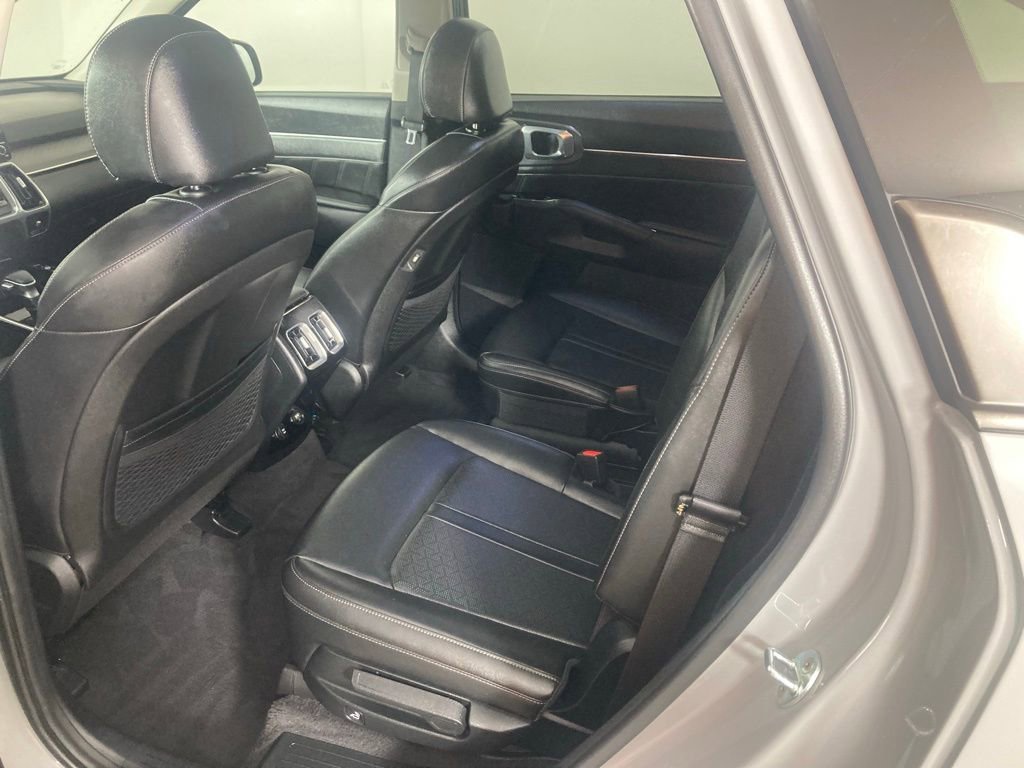 Certified 2022 Kia Sorento SX image 13