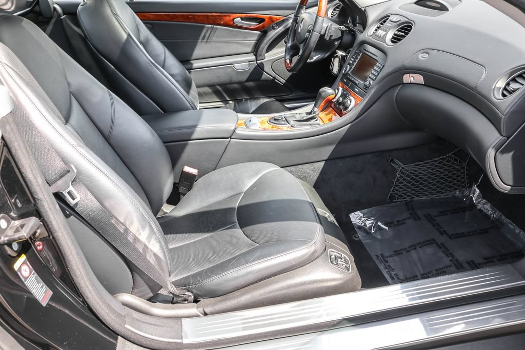 Used 2007 Mercedes-Benz SL 550 image 30