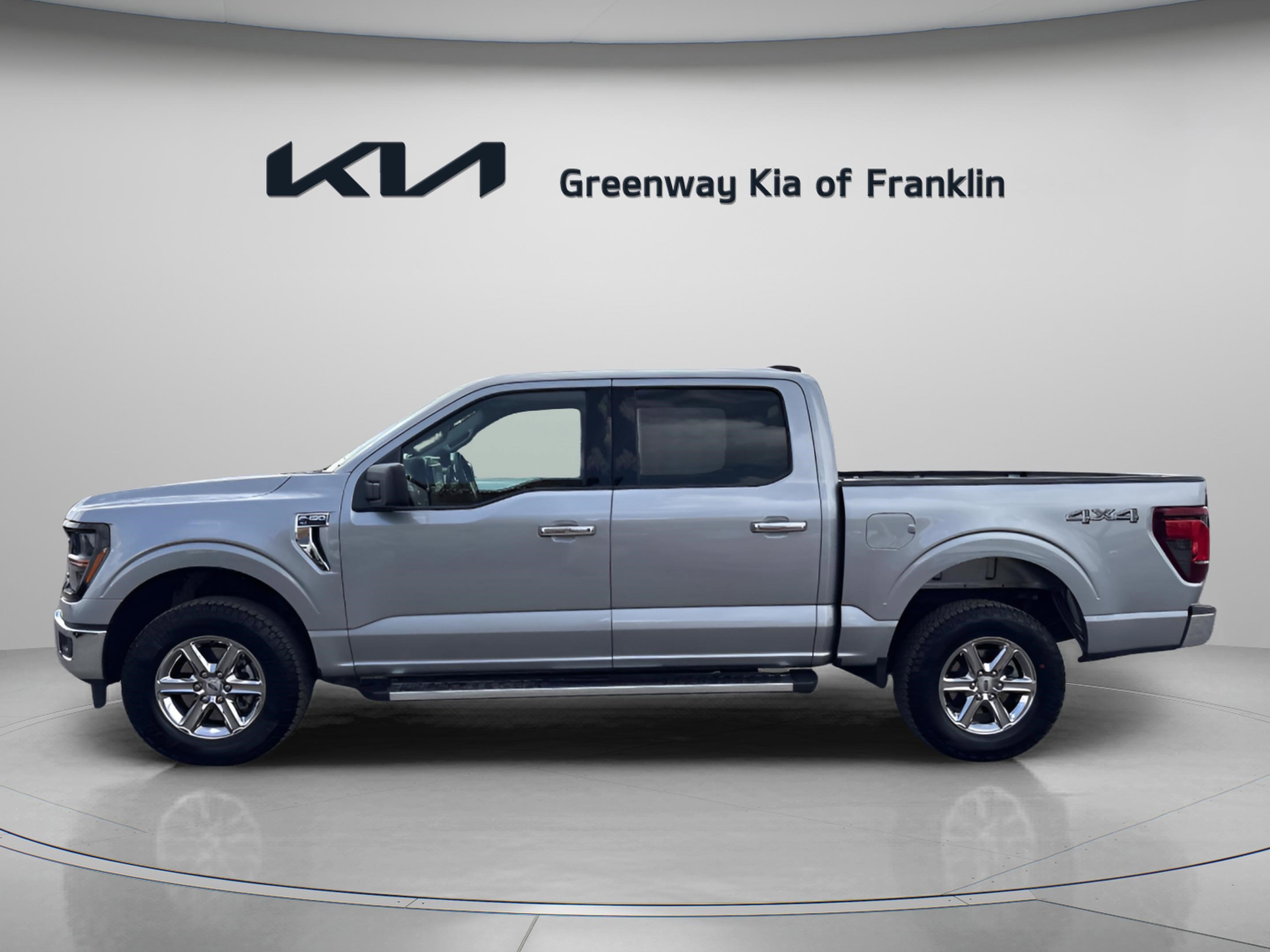 Used 2025 Ford F150 XLT w/ Equipment Group 301A Standard AWD/4WD image 4