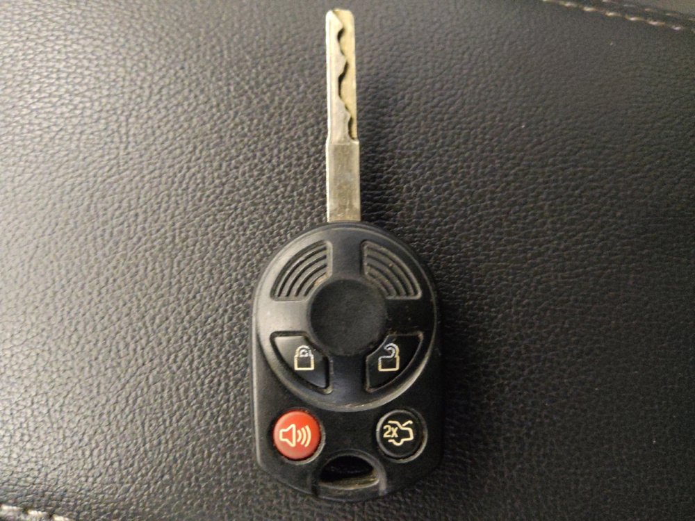 Used 2017 Ford Escape SE w/ Equipment Group 201A FWD image 32