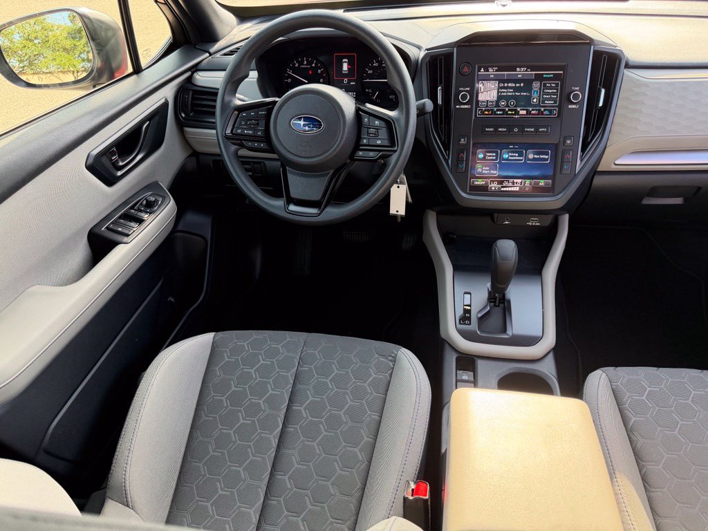 Used 2025 Subaru Forester AWD/4WD image 19