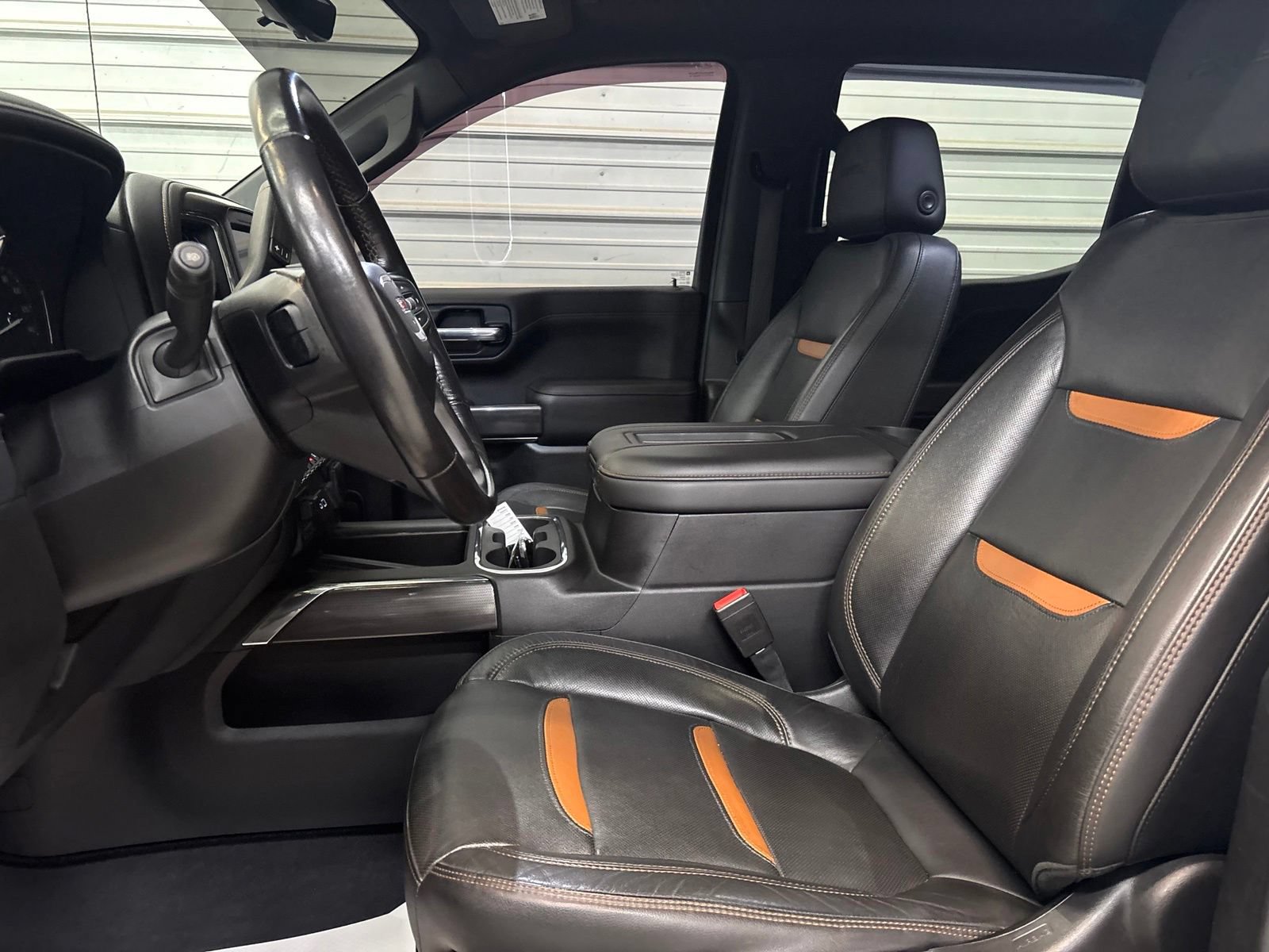 Used 2020 GMC Sierra 1500 AT4 w/ AT4 Premium Package AWD/4WD image 8