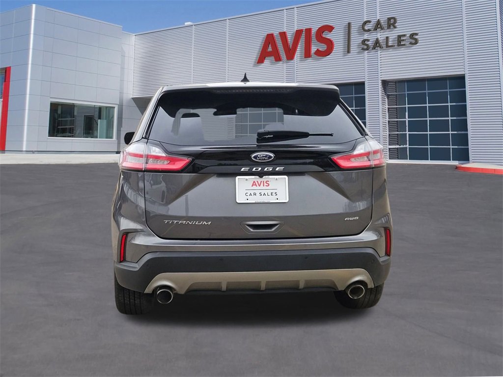 Used 2024 Ford Edge Titanium image 5