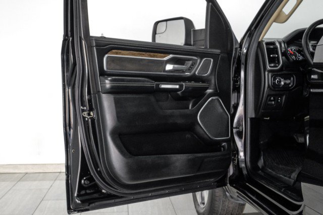 Used 2019 RAM 1500 Laramie AWD/4WD image 52