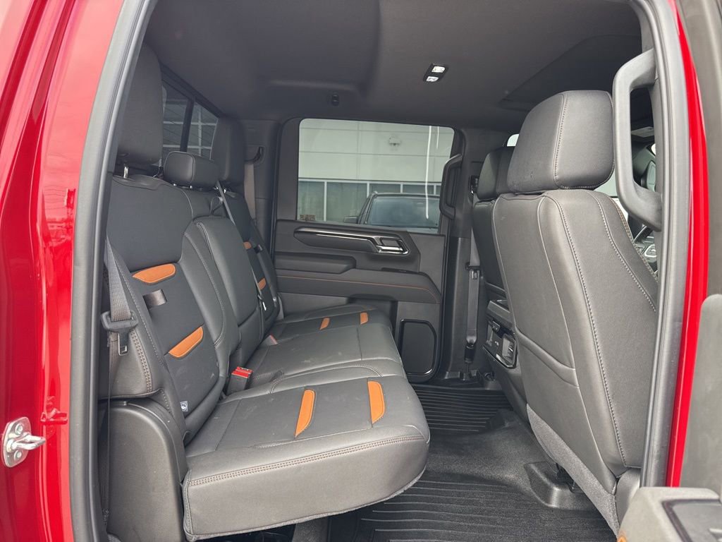 Used 2025 GMC Sierra 2500 AT4 w/ AT4 Premium Plus Package image 24