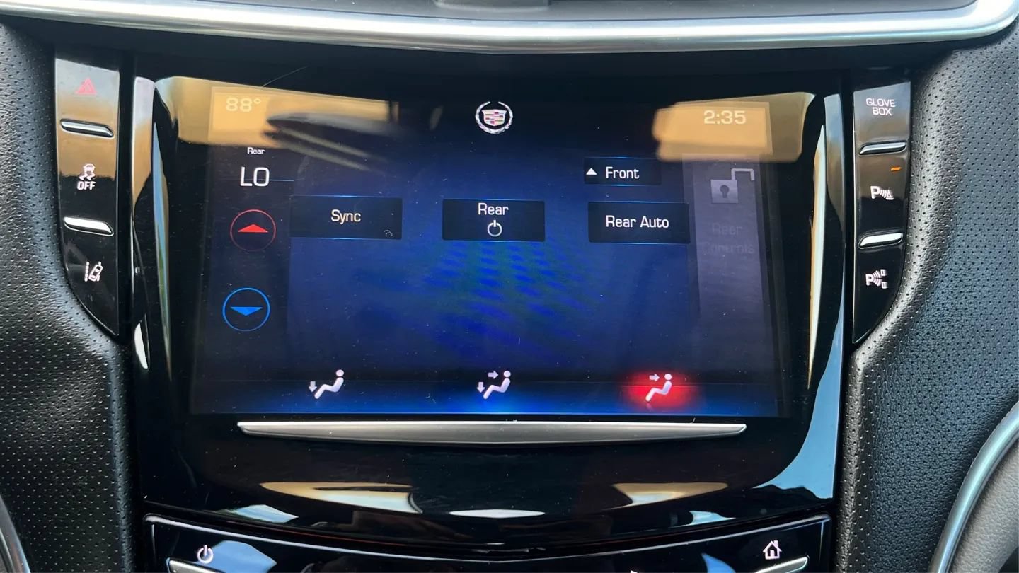 Used 2014 Cadillac XTS Premium FWD image 31