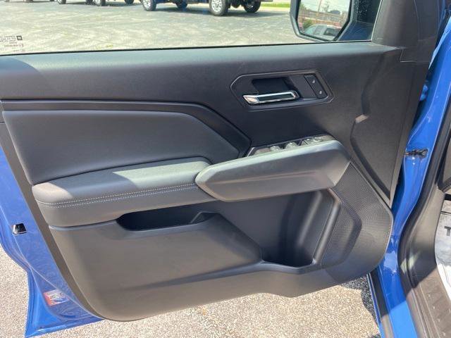 New 2025 GMC Canyon Elevation w/ Convenience Package image 9
