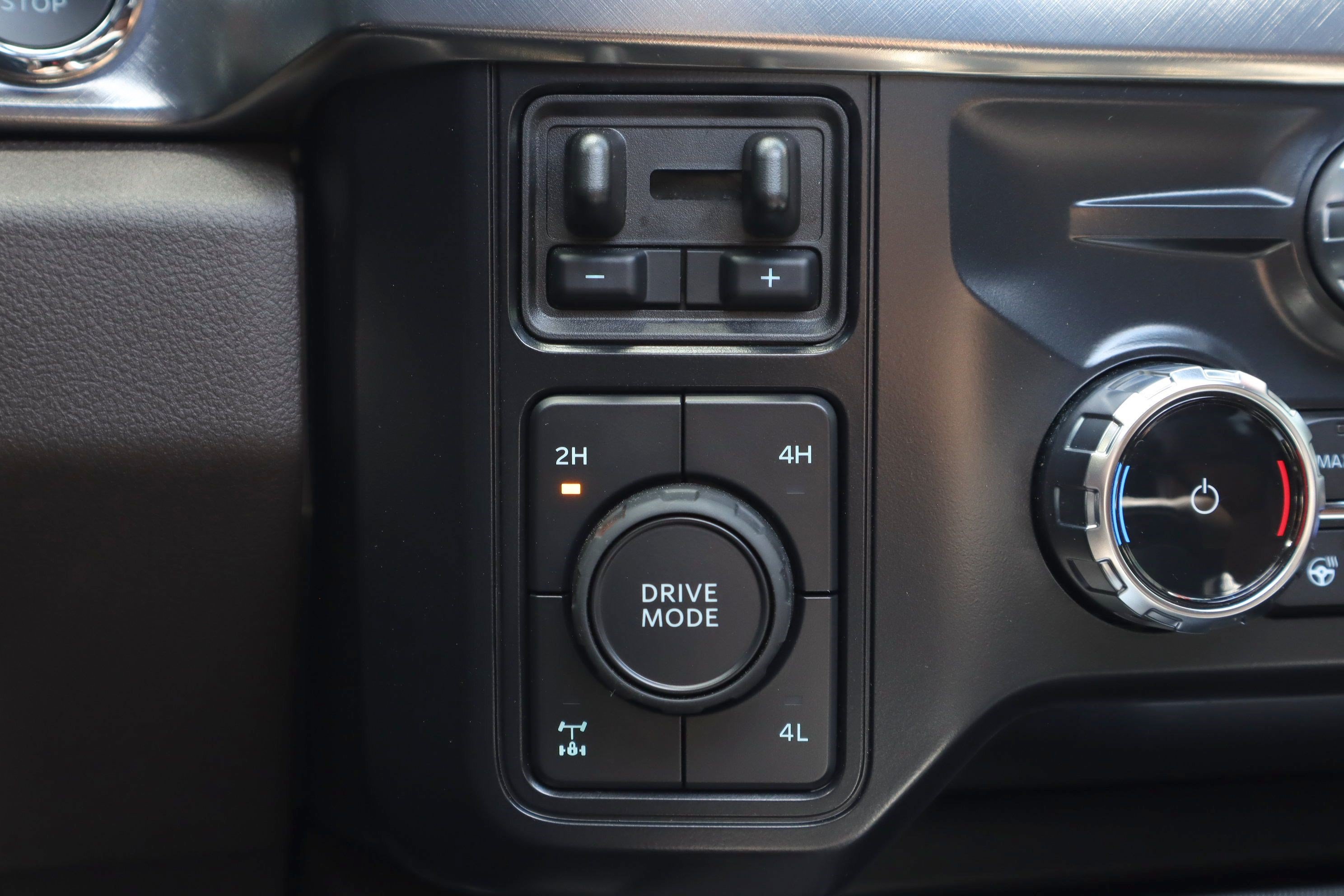 Used 2025 Ford F350 King Ranch AWD/4WD image 24