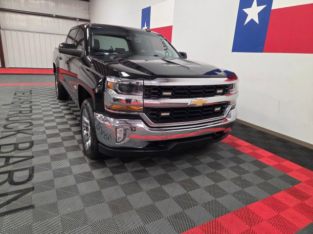 Used 2018 Chevrolet Silverado 1500 LT w/ LT Eassist Package AWD/4WD image 17