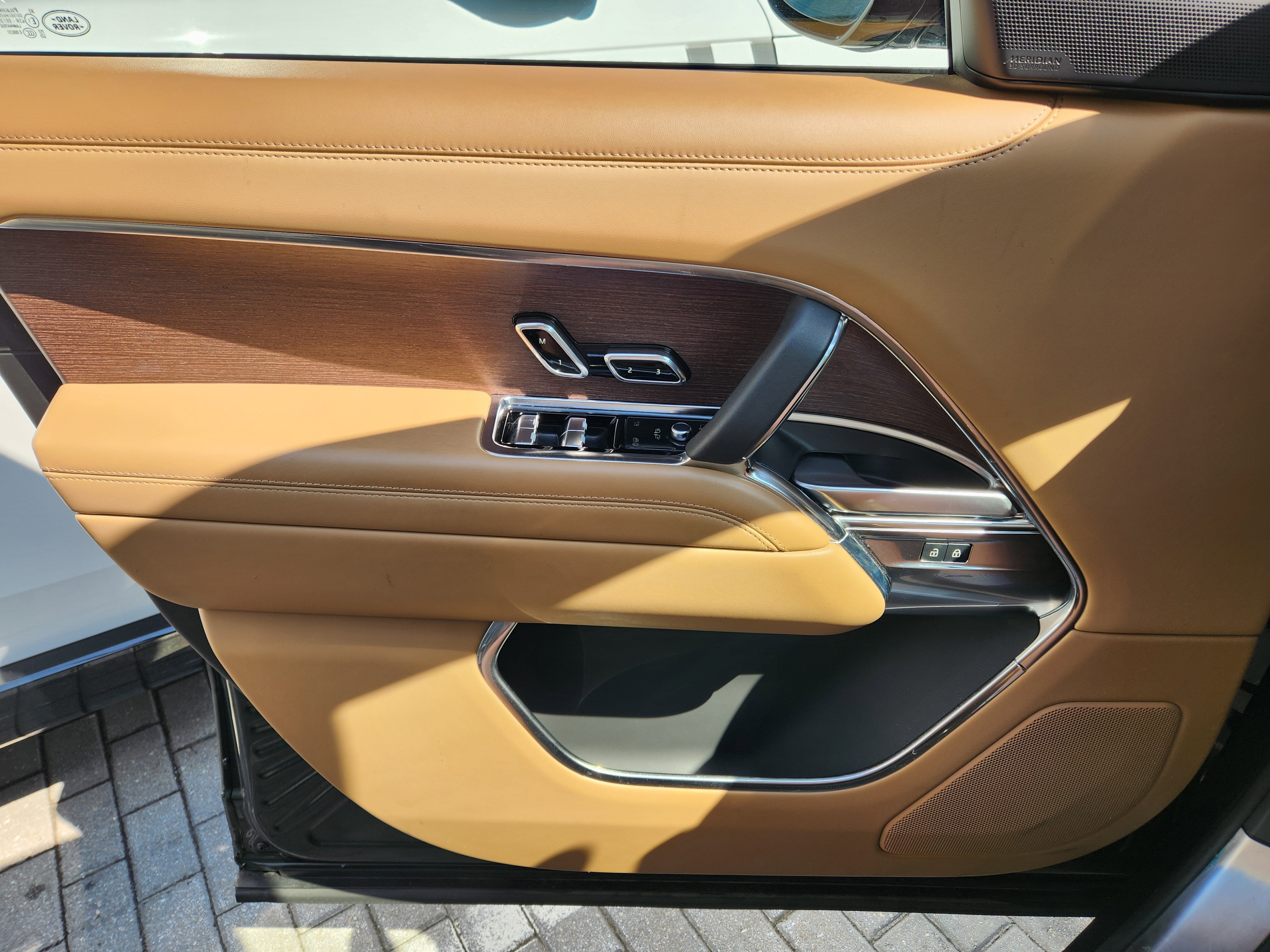 Certified 2024 Land Rover Range Rover Long Wheelbase SE image 24