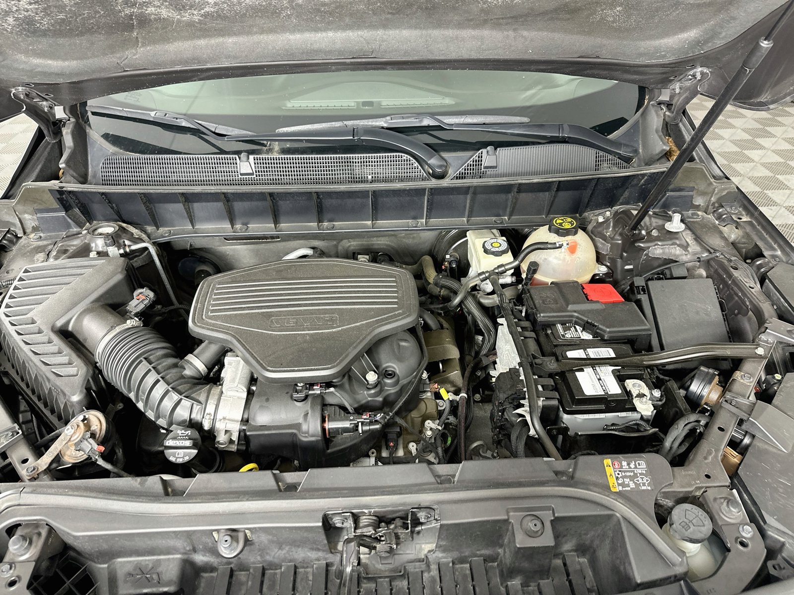 Used 2017 GMC Acadia SLT AWD/4WD image 33