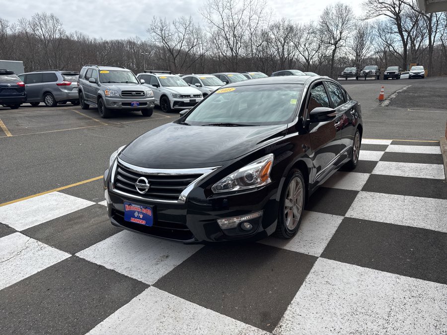 Used 2015 Nissan Altima 2.5 SV w/ Convenience Package FWD image 5