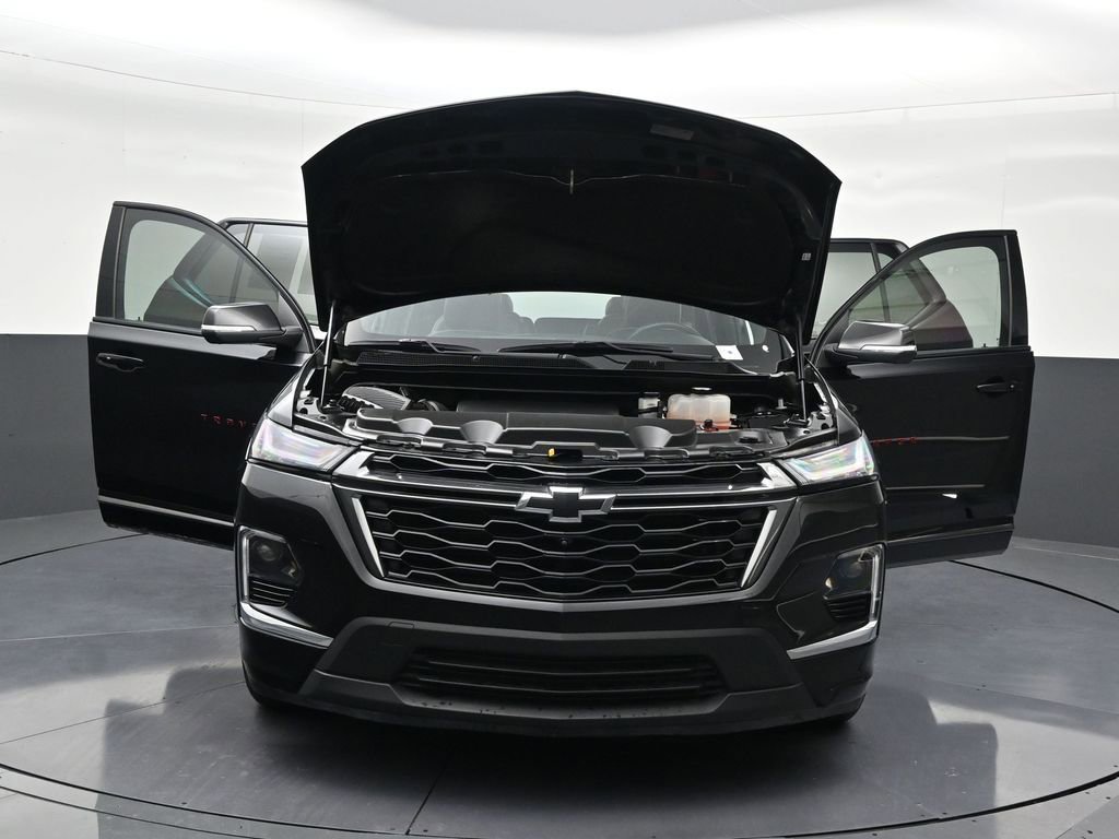 Used 2023 Chevrolet Traverse Premier w/ Redline Edition image 43