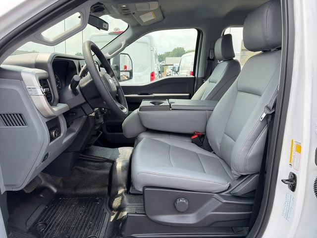 New 2026 Ford F250 XL w/ XL Chrome Package AWD/4WD image 14