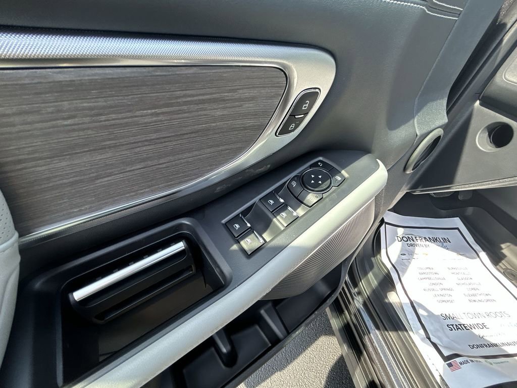 New 2026 Ford Expedition Platinum image 19