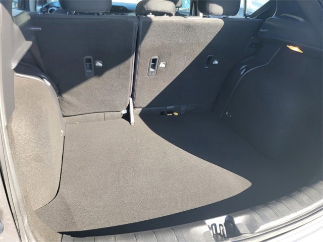 Used 2021 Nissan Kicks SV image 15