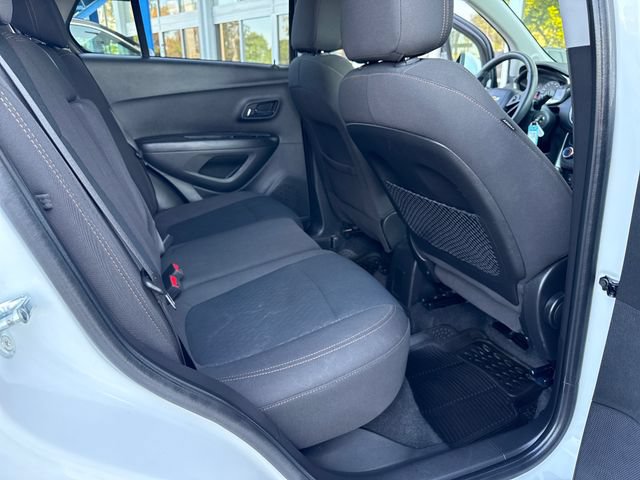 Certified 2020 Chevrolet Trax LS w/ Tint and Cruise Package FWD image 30