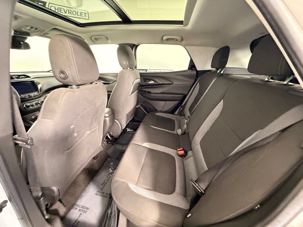 Used 2022 Chevrolet TrailBlazer LT w/ Sun and Liftgate Package FWD image 20