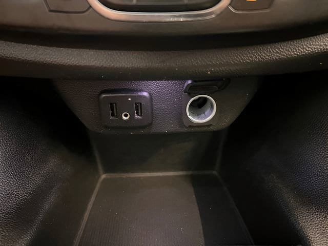 Used 2021 Chevrolet Traverse LT w/ LPO, Floor Liner Package AWD/4WD image 25