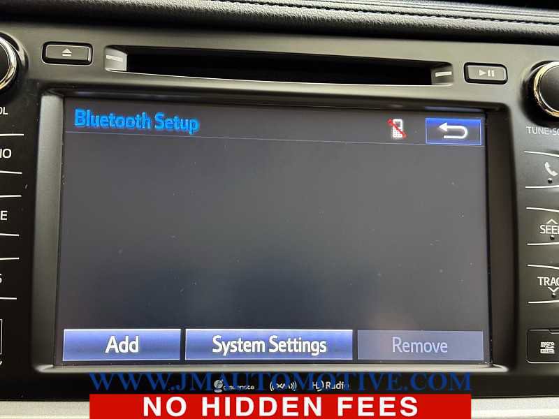 Used 2017 Toyota Highlander Limited image 26