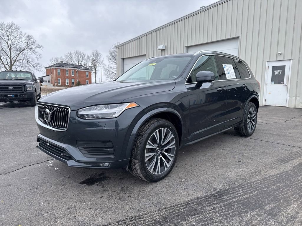 Used 2022 Volvo XC90 T5 Momentum w/ Climate Package image 3