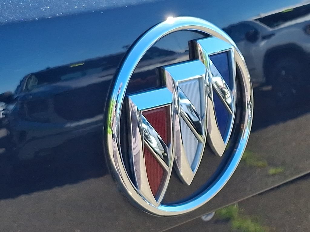 Used 2021 Buick Envision Essence AWD/4WD image 30