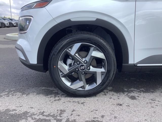 Certified 2025 Hyundai Venue Limited image 31
