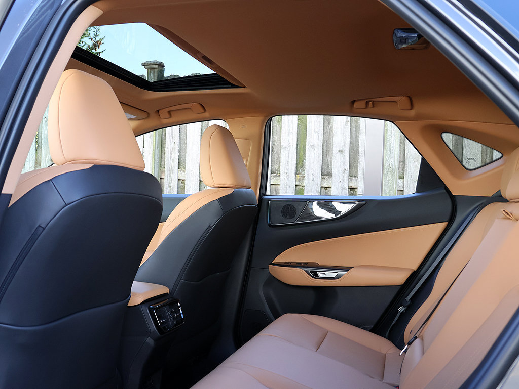 New 2026 Lexus NX 350 AWD w/ Accessory Package (2T) image 14