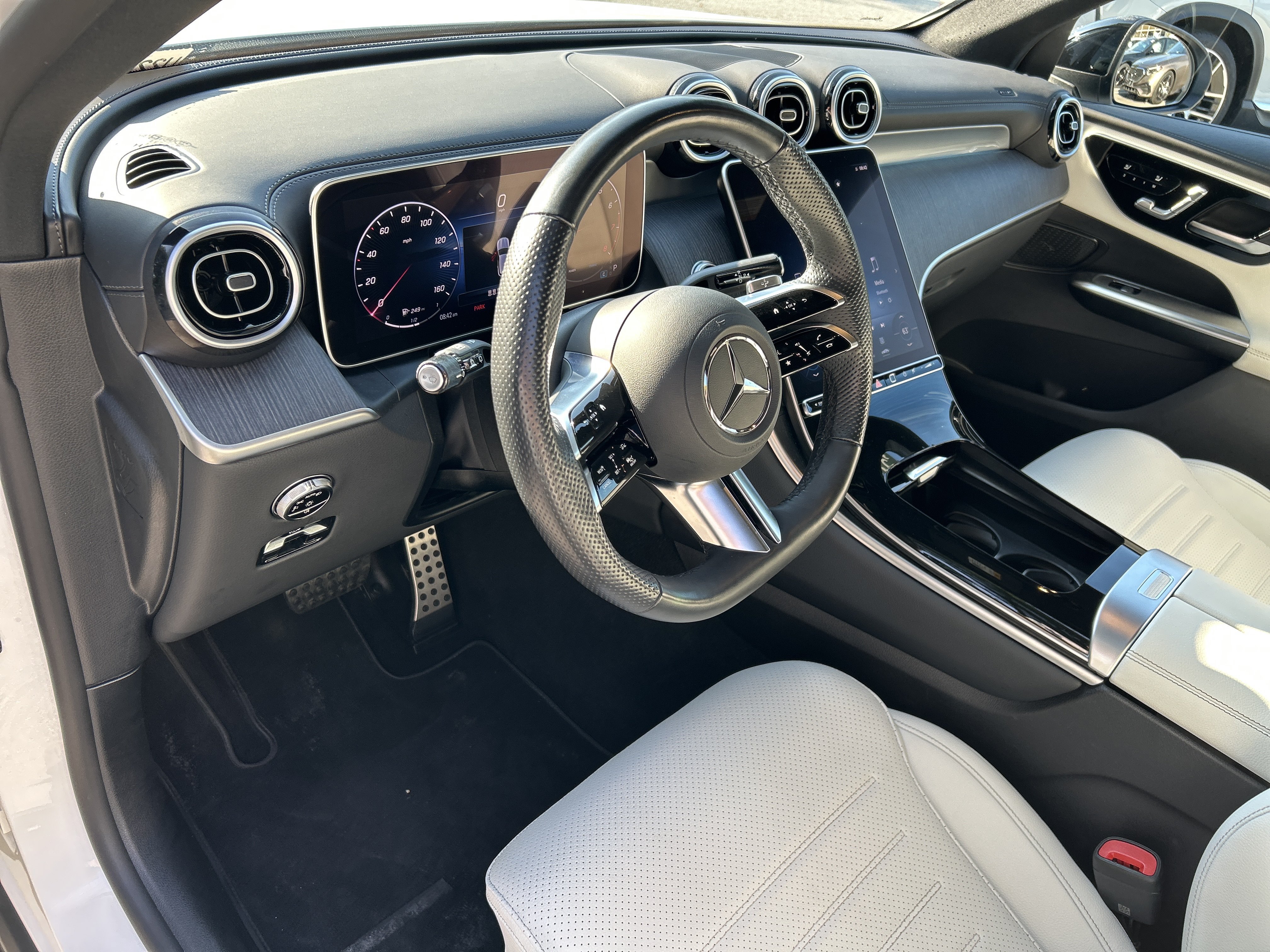 Certified 2024 Mercedes-Benz GLC 300 4MATIC w/ AMG Line image 21
