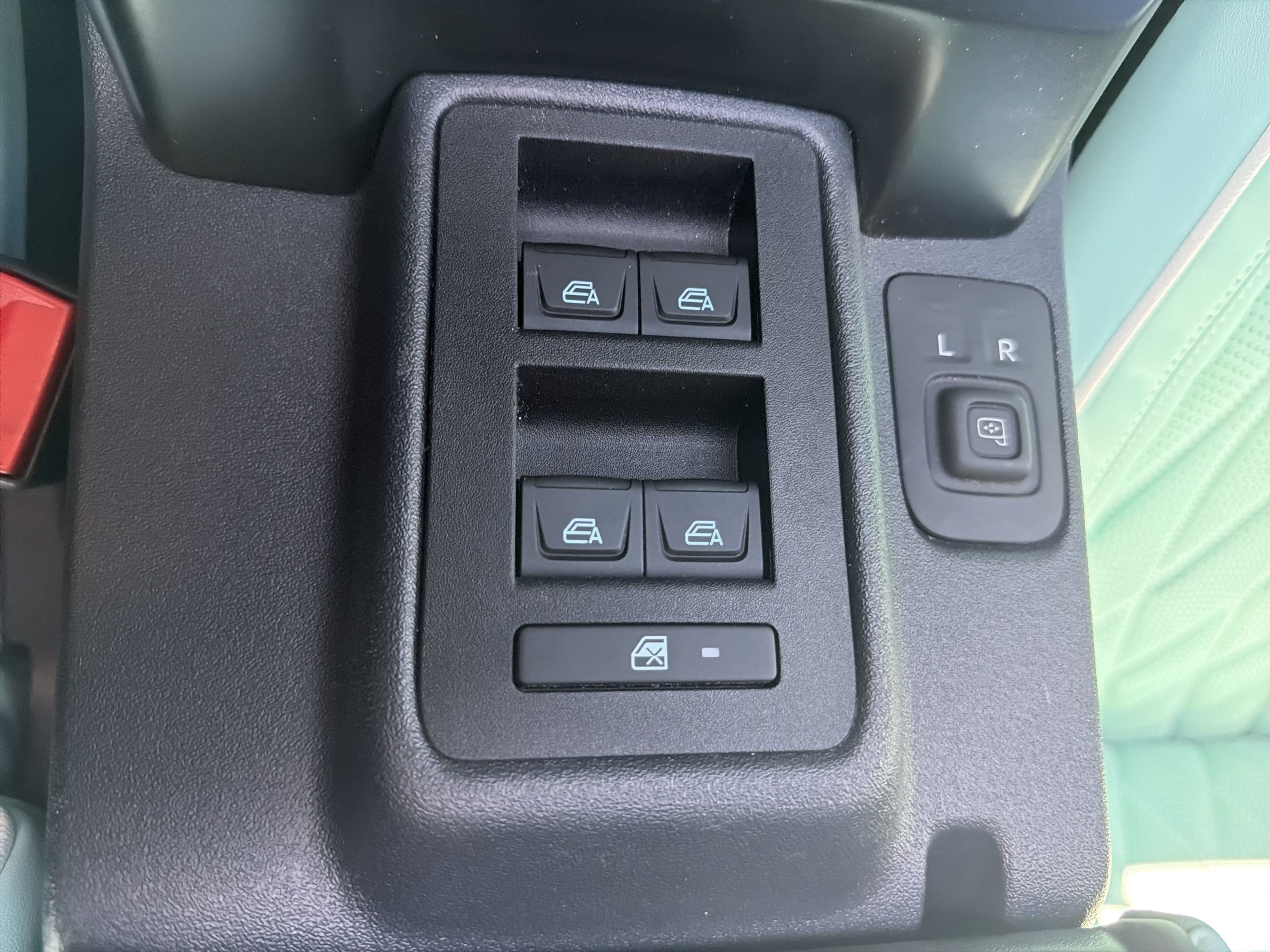 Used 2026 Ford Bronco Outer Banks AWD/4WD image 38