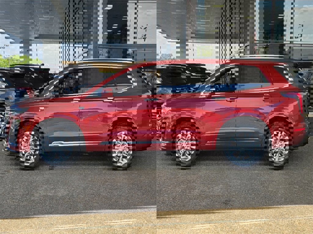 New 2025 Cadillac XT6 Luxury image 2