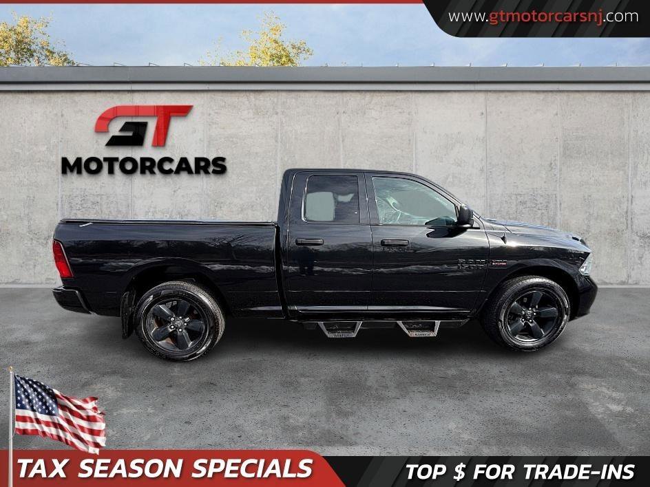 Used 2017 RAM 1500 Express w/ Black Ram 1500 Express Group AWD/4WD image 4