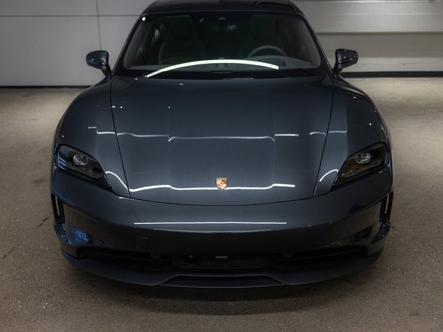 New 2025 Porsche Taycan image 8