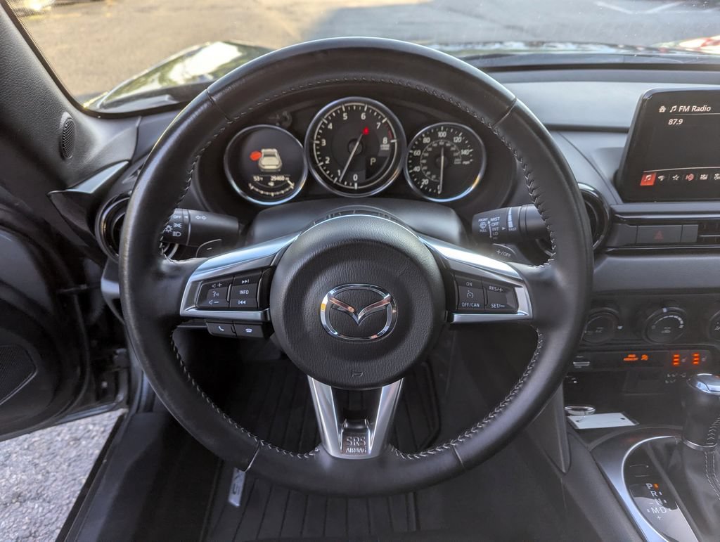 Used 2021 MAZDA MX-5 Miata RF Club RWD image 16