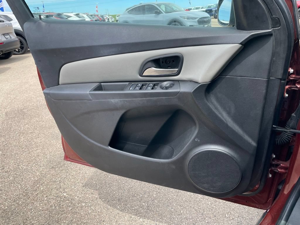Used 2012 Chevrolet Cruze LS w/ Connectivity Package FWD image 39