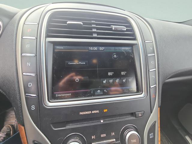 Used 2016 Lincoln MKX Reserve w/ Luxury Package image 29