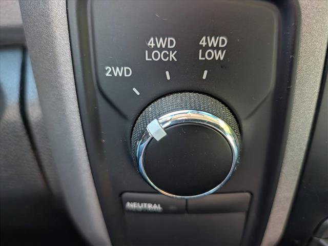 Used 2017 RAM 1500 ST w/ SXT Appearance Group AWD/4WD image 27
