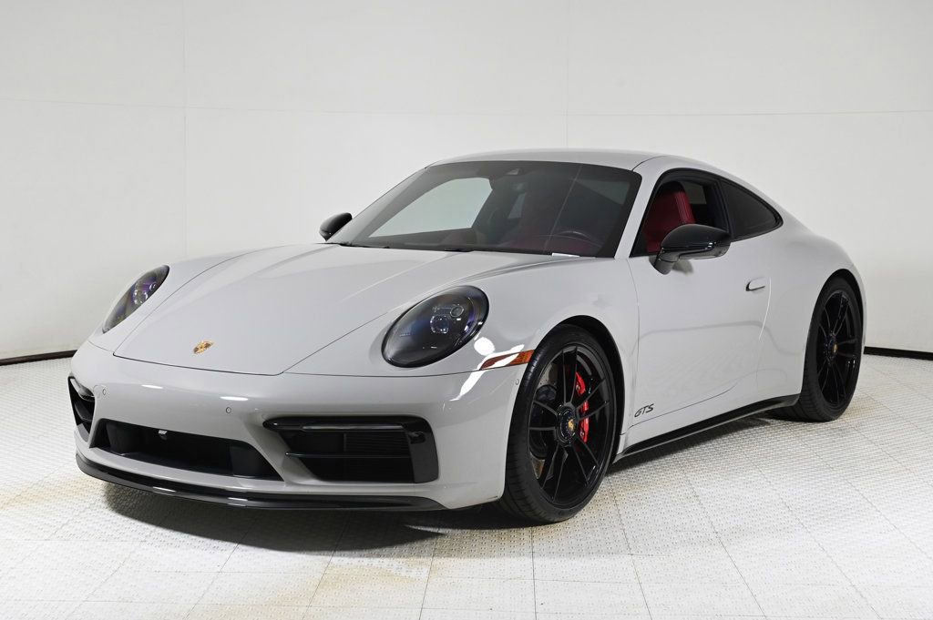 Certified 2024 Porsche 911 Carrera GTS image 1